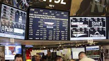 BURSA AS JATUH: Indeks S&P Turun 0,4%, Dow Jones Turun 0,6%